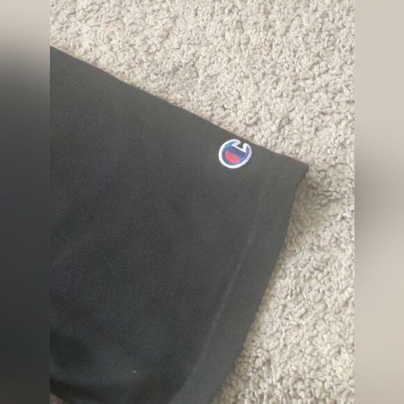 Champion Embroidered Script Black SS T-shirt Men's Size XL PRE-OWNED - Picture 3 of 5